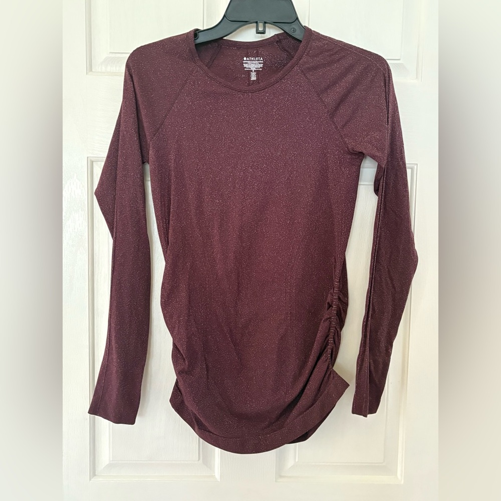 Athleta Burgundy long sleeved sporty stylish casual shimmery top size S